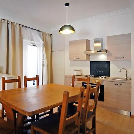Apartment Vatican Luxury With Terrace - 7 People